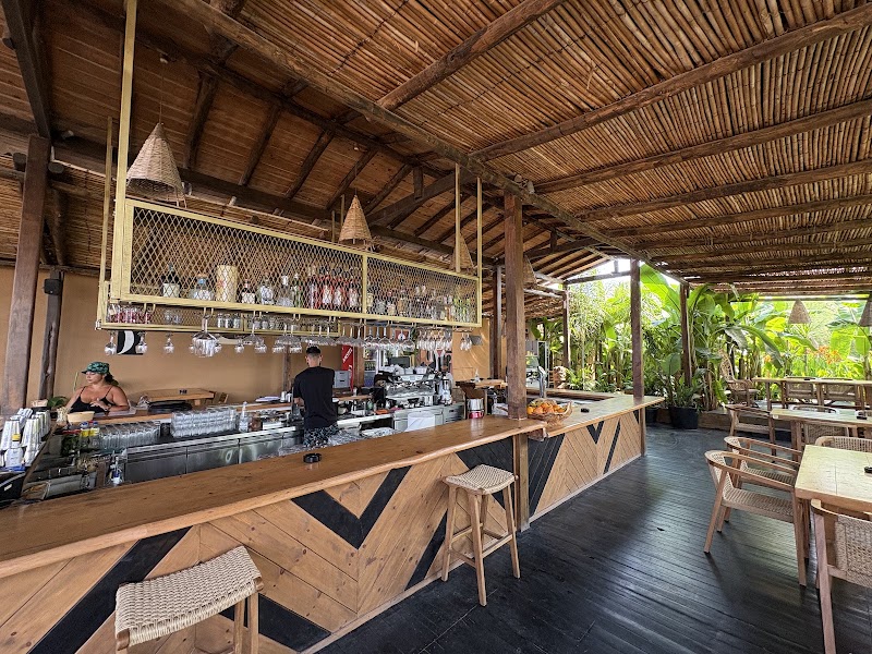 Sirens Beach Bistro
