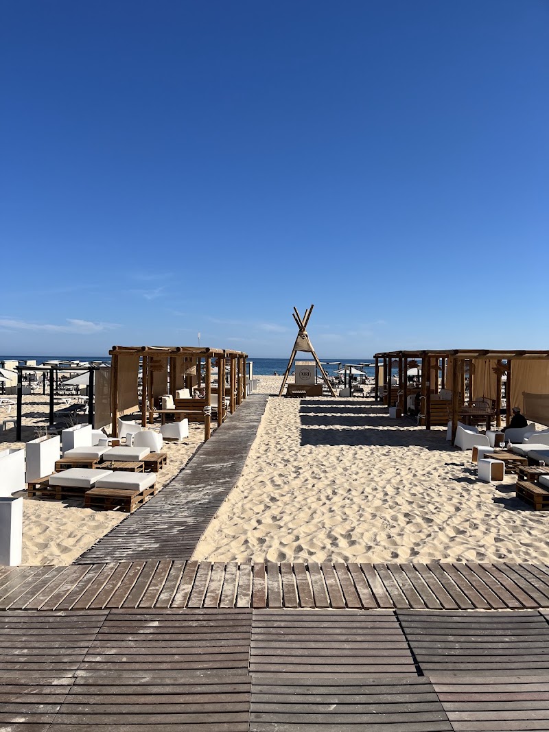 Xiri Beach Bar