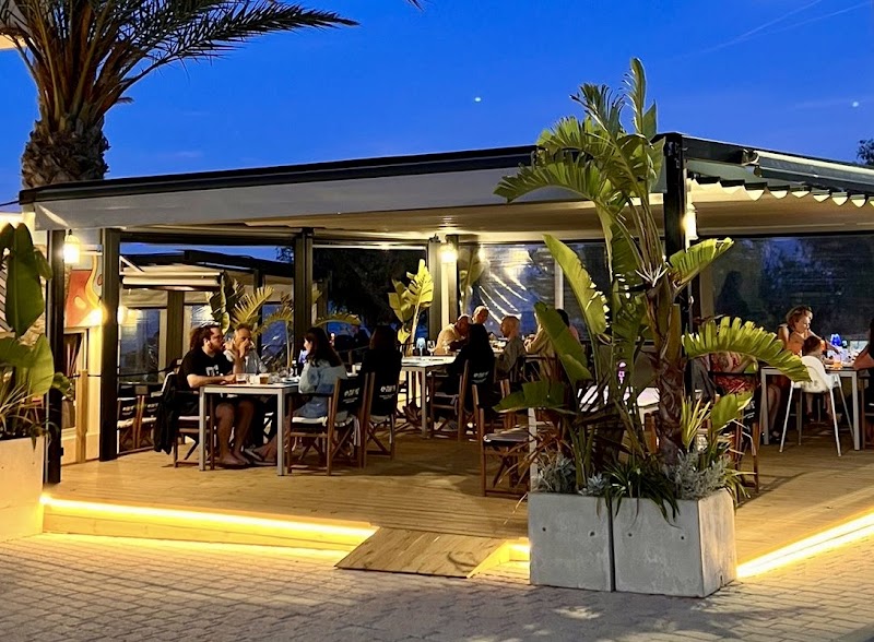 Mar y Paz Beach Club