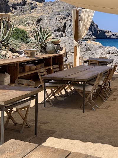 Tambakio Restaurant and Beach Club
